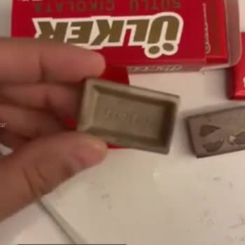 Ülker Bozuk Çikolata Rengi