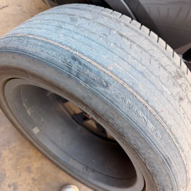 Yetkili Serviste Lastik Kontrolünün İhmal Edilmesi Ve Güvenlik Riski
