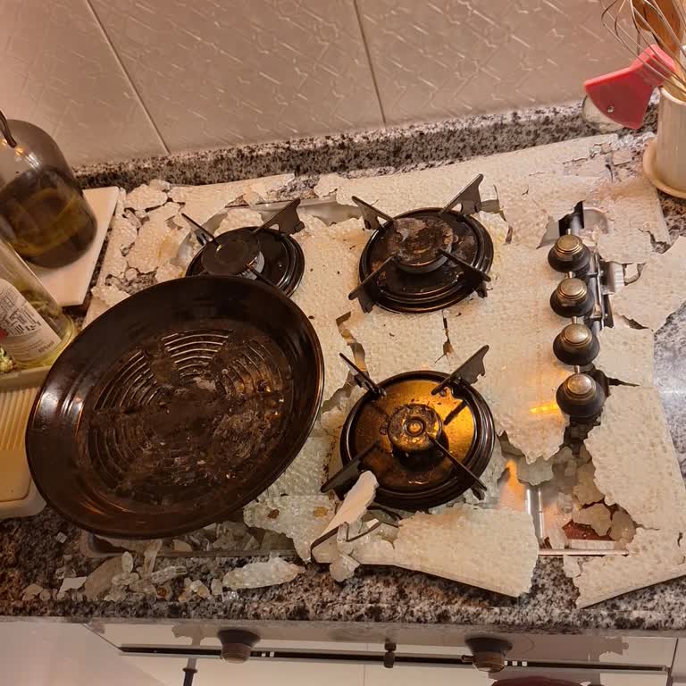 Kumtel Cam Ocak Patlaması Ve Garanti Kapsamında Ücretsiz Değişim Talebi