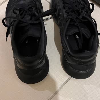 Adidas Duramo Ayakkabının 5 Ayda Yırtılması Ve Amazon’un İade Talebini Reddetmesi