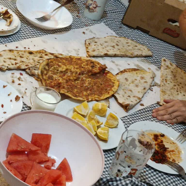 Lahmacun İçi Az, Telafi Bekleniyor