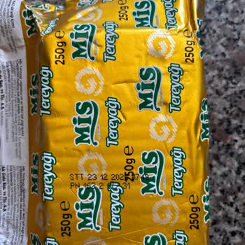 Şok Market'te Satın Alınan Mis Tereyağında Hijyen İhlali