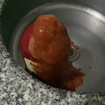 BİM Tukaş Ketçap Kapağının Patlaması Göz Yaralanması Riskini Ortaya Çıkardı
