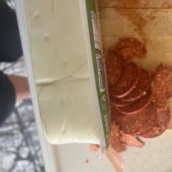 Peynirde Kıl Tespiti Ve Hijyen Sorunu