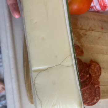 Peynirde Kıl Tespiti Ve Hijyen Sorunu