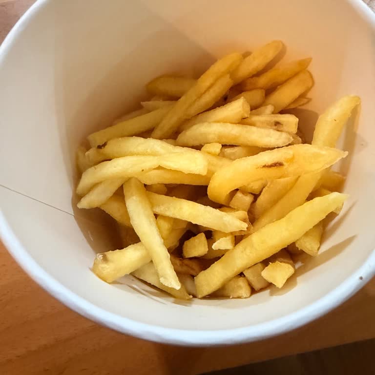 Yemeksepeti'nde Soğuk Ve Bayat Yemek Teslimatı, İade Talebi Reddedildi