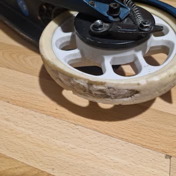 Decathlon Scooter Tamirinde Uzun Bekleme Ve Yedek Parça Yokluğu