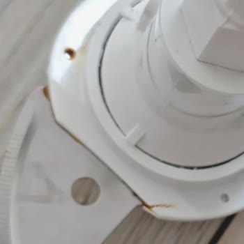 Grundig Blender Bıçak Paslanması Ve Çatlağında Garanti Reddi