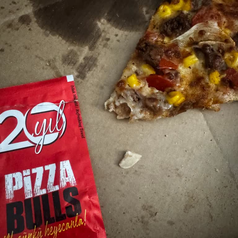 Pizza İçinde Kemik Parçası, Sağlık Riski Ve İade Talebi
