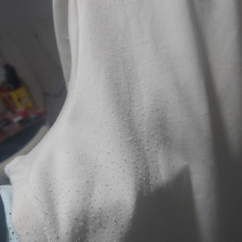 İkinci Yıkamadan Sonra Modal Tişörtte Hızlı Pilling