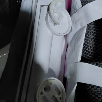 Creavit Klozet Kapağının Kırılan Aparatı İçin Yedek Parça Talebi