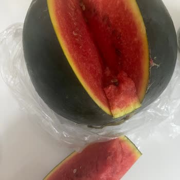 Kuşbaşı Et Eksik, Ananas Dilimsiz Ve Karpuz Bozuk Gönderildi; Müşteri Hizmetlerinden Cevap Gelmedi