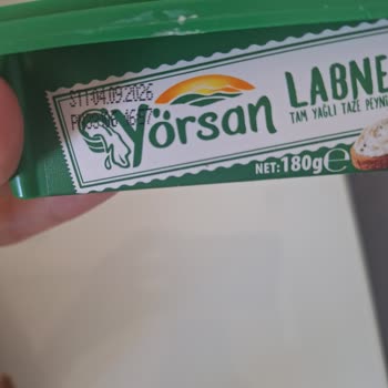 Yörsan Labne Peynirinde Son Tüketim Tarihi Yeni Olmasına Rağmen Küflenme