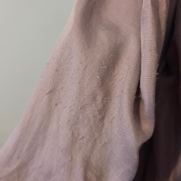 Kısa Sürede Aşınan Abaya Ve Cevapsız Müşteri Hizmetleri