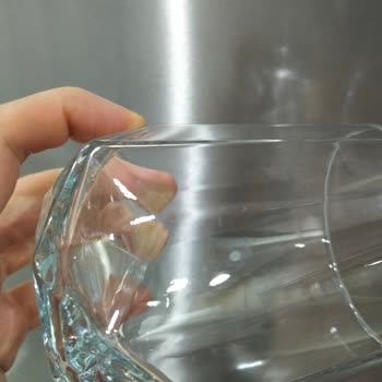 Bulaşık Makinesinin Su Lekeleri Bırakması Ve Yanlış Servis Raporu Nedeniyle İade Talebi