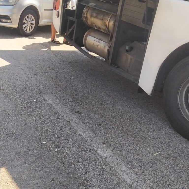 Arızalı Otobüs Ve Yetersiz Bilgilendirme Nedeniyle Saatlerce Mağduriyet