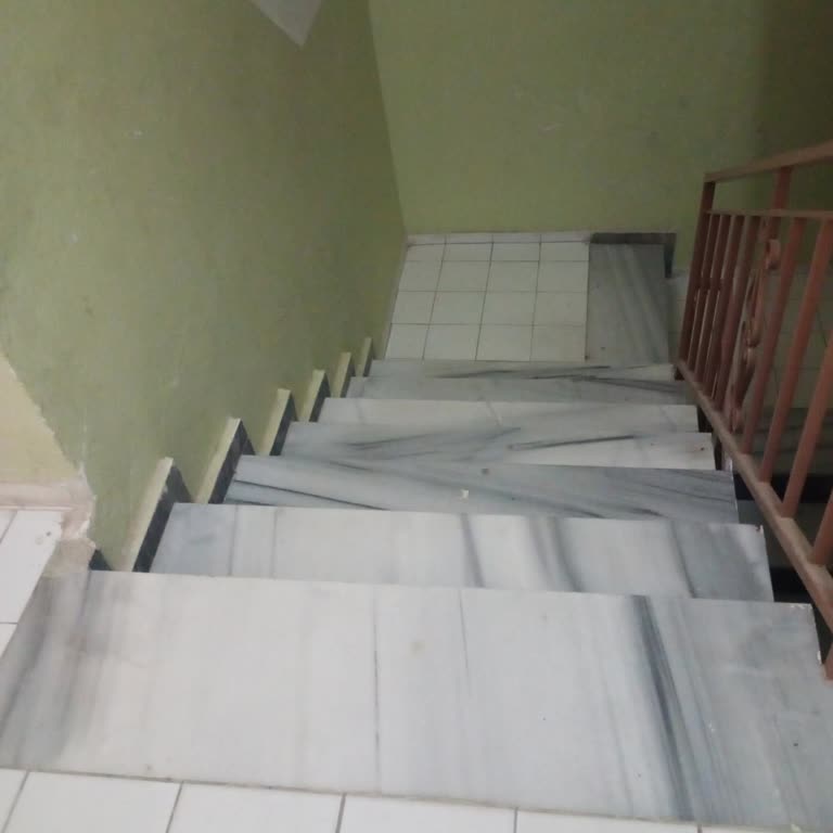 Horoz Lojistik’in Asansör Yokluğunu Gerekçe Göstererek Teslimatı Reddetmesi Ve İletişimsizlik