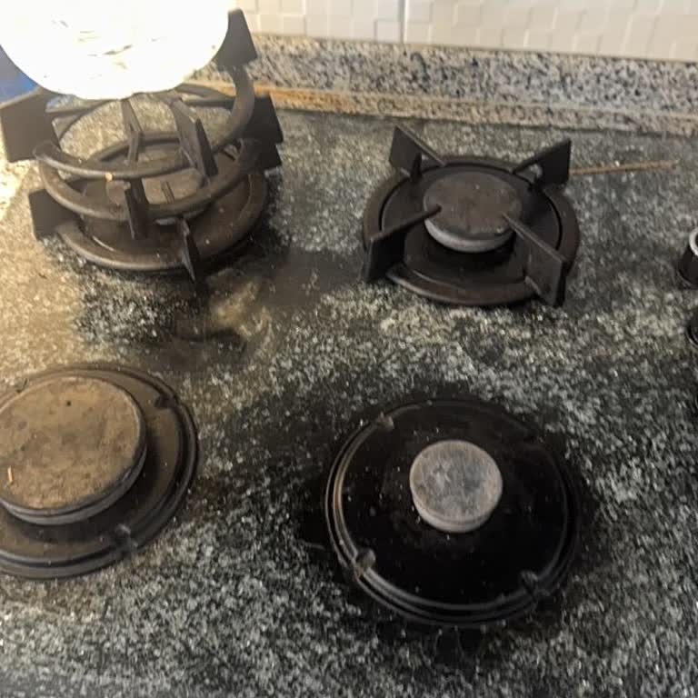 Simfer Set Üstü Ocağın Camı Patladı Ve Güvenlik Tehdidi