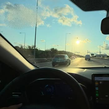 Ford Focus Ön Cam Üretim Hatası İçin Garanti Değişim Talebi
