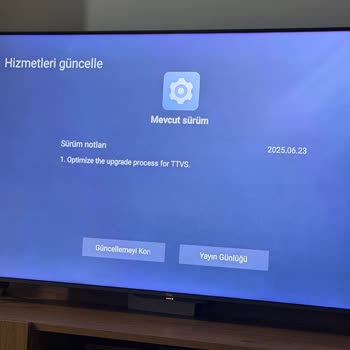 TCL 55C715 Televizyonda Aşırı Kasma Ve Güncelleme Sorunları
