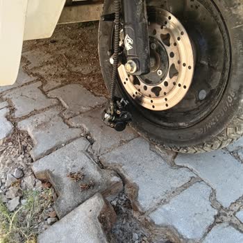 Kuba Motor Fren Merkezi Sürekli Hava Yapıyor