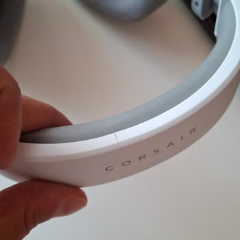 Corsair HS65 Wireless Headband Snaps After Two Months of Normal Use