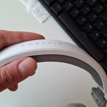 Corsair HS65 Wireless Headband Snaps After Two Months of Normal Use