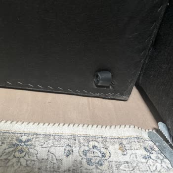 Defektes Sofa von Vivense: Kunde fordert Rückerstattung von 1.150 Euro