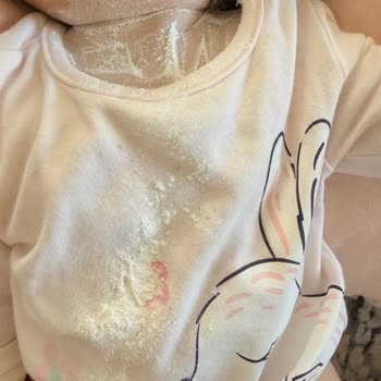 Kapağı Sızıntı Yapan Bebek Pudrası Aileleri Güvende Hissettirmiyor