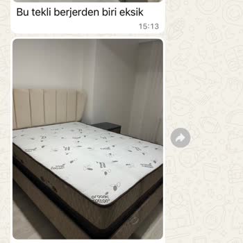 Kırık Gardırop Kapısı, Berjer Ve Şifonyer Aynasının Değişimi Gecikiyor