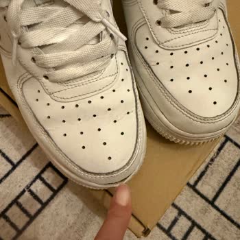 7.000 TL'lik Nike Air Force Ayakkabısının 4 Ayda Ön Kısmının Açılması