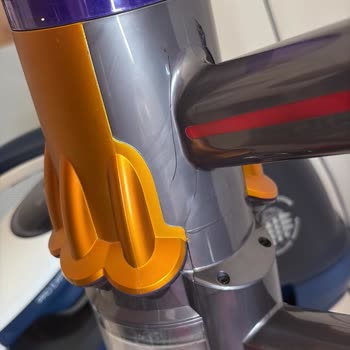 Garanti Kapsamında Olmasına Rağmen Dyson V12 Çatlaması İçin 6.599 TL Ücret Talebi