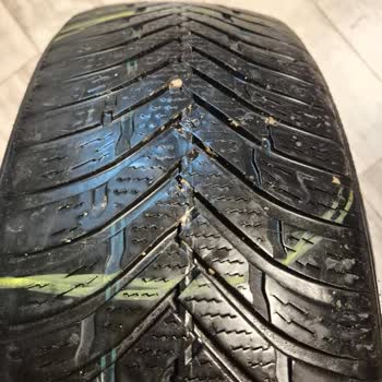 Multiple Nokian Weatherproof Tires Develop Tread Bulges; Manufacturer Blames Repairs