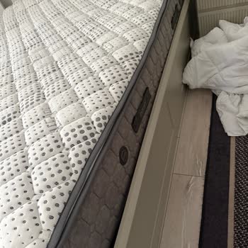 Yatak Ve Yastıklarda Hızlı Çökme, Söz Verilen Kaliteyle Çelişiyor
