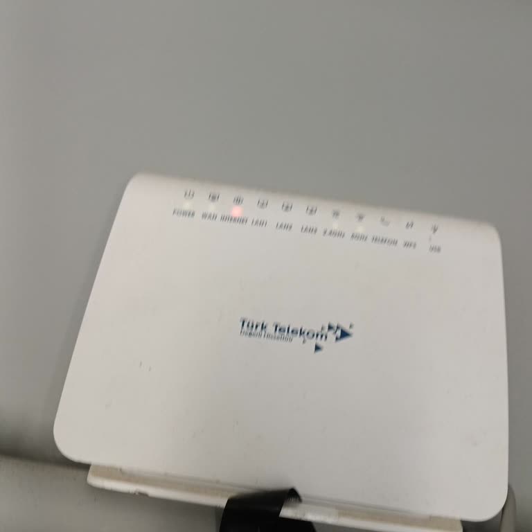 Çorlu'da Fiber İnternet Kesintileri Bina Genelinde Sürekli Yaşanıyor
