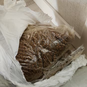 Maman Evde'den Yanlış Kedi Maması Ve Cevapsız İletişim Nedeniyle İade Ve Ücret Geri Talebi