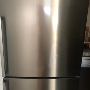 Bosch Buzdolabı Kapakta Oluşan Çizik Sorunu Ve Çözüm Talebi