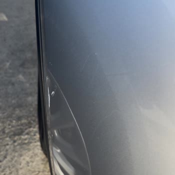 Otopark Çarpması Ve Eksik Periyodik Bakım Nedeniyle Güven Kaybı Ve Ücretsiz Tam Onarım Talebi