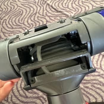 Garanti Kapsamında Ücretsiz Değişim Sözü Verilen Dyson Süpürge Başlığı Ücretli İsteniyor