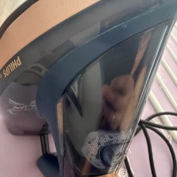 Philips Azur 8000 Ütüsünün Tutma Yerindeki Plastik Parça Tekrar Bozuldu, Ücretsiz Onarım Talebi