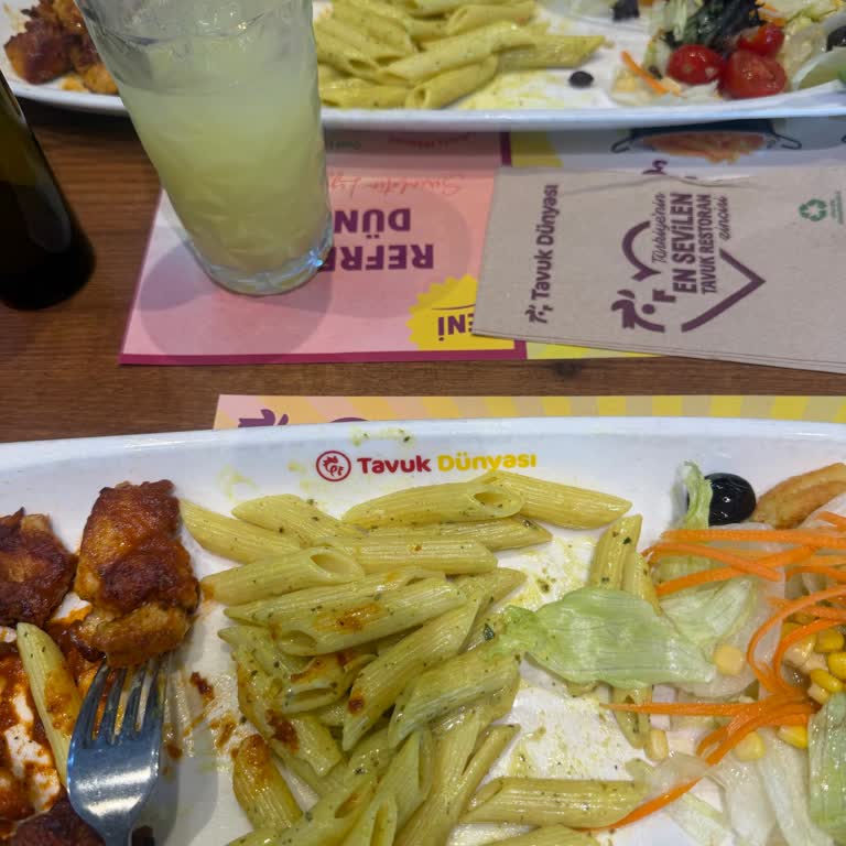 Bursa İzmir Otoyolu Tavuk Dünyası Şubesinde Soğuk Makarna Sorunu