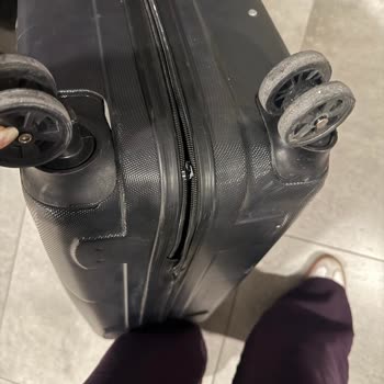 Sunexpress Uçuşunda Valiz Hasarı Ve Cevapsız Şikayet