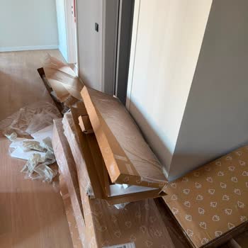 Kurulum Sonrası Ambalaj Çöpleri Müşterinin Evinde Bırakıldı