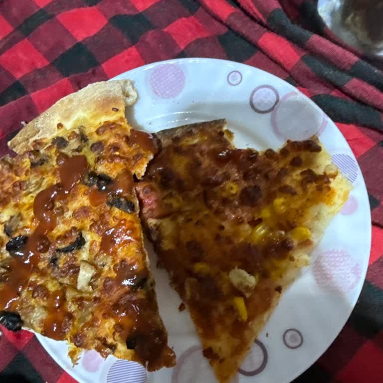 Domino’s Pizza Tömük Şubesinde Kalitesiz Ürün Ve Çözüm Sunulmaması