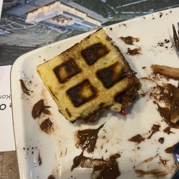 Yanık Waffle Servisi Ve Değişim Reddi