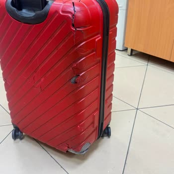 Hasarlı Bagajın Yerine Yeni Valizin Teslim Edilmemesi Ve Acil Bilgilendirme İsteği