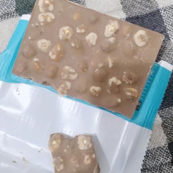 Tarihi Geçmiş Çikolata Satışı Nedeniyle Sağlık Endişesi Ve Güven Kaybı