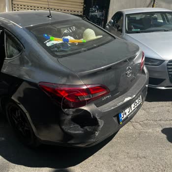 İzmir Karabağlar Tek Yön Sokakta Çarpışma Sonrası Haksız 50-50 Kusur Payı