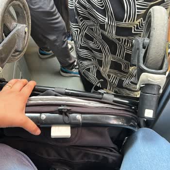 Şoförün Bebek Arabasını Kabul Etmemesi Ve Kaba Davranışı