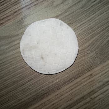 Gratis Mağazasındaki Makyaj Temizleme Pamuğunda Hijyen Aksaklığı
